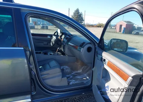 2004 Volkswagen Touareg V6 from USA, damaged, VIN WVGBC67L64D006575